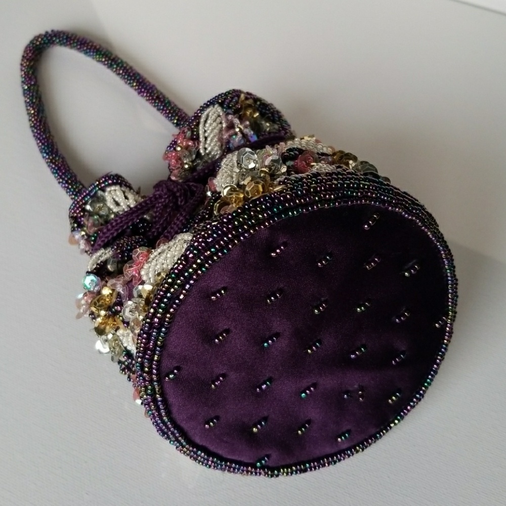 Mascotte Small Handbag Silk Purple Beads crafted - Picture 7 of 8